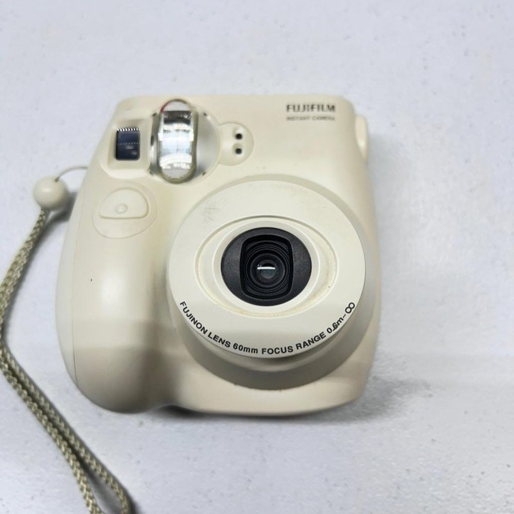 Fujifilm instax mini 7S instant camera